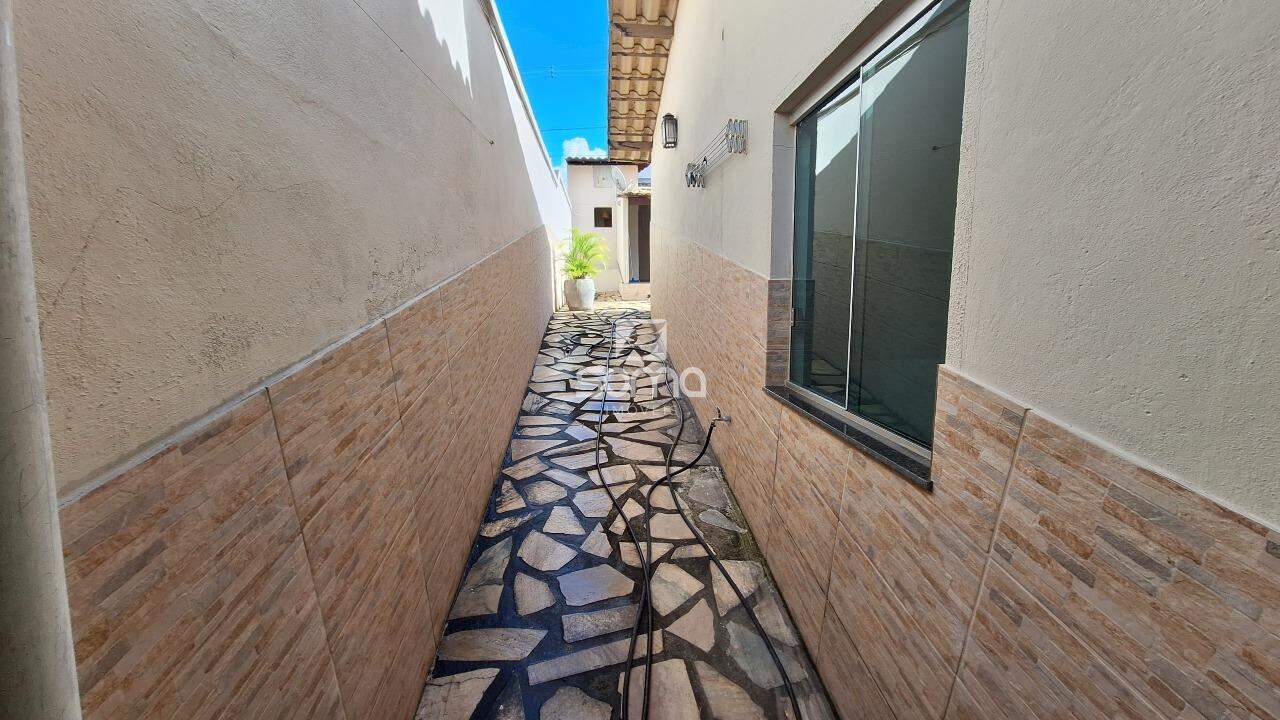Casa à venda no Condominio Rosa dos Ventos: 