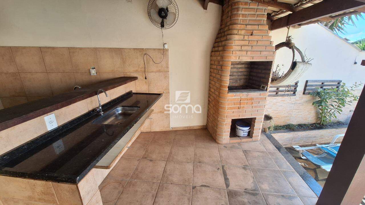 Casa à venda no Condominio Rosa dos Ventos: 