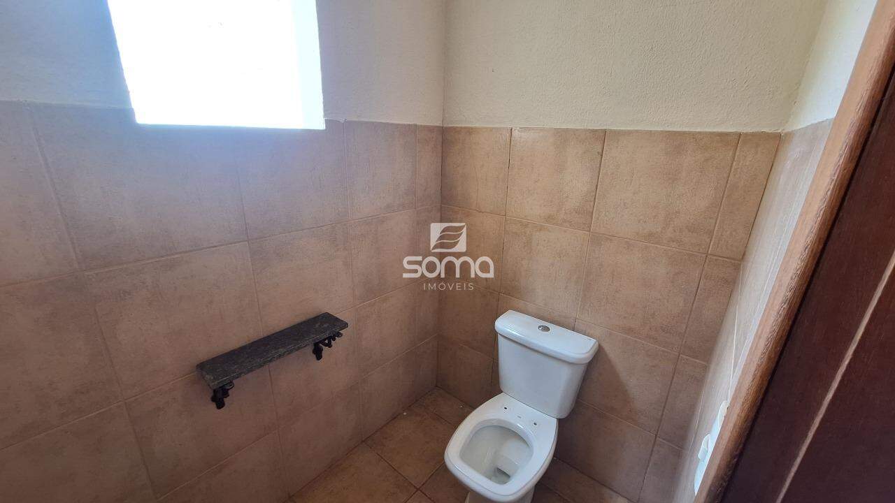 Casa à venda no Condominio Rosa dos Ventos: 