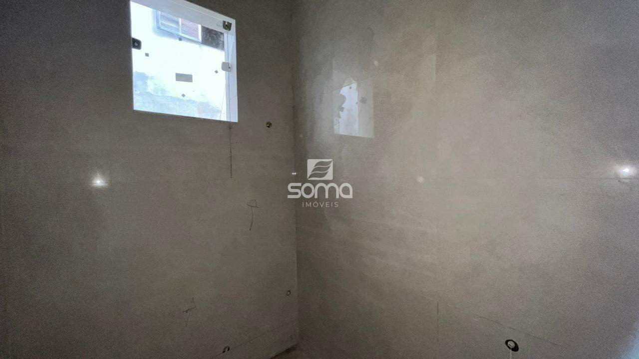 Casa Geminada à venda no VISTA ALEGRE: 