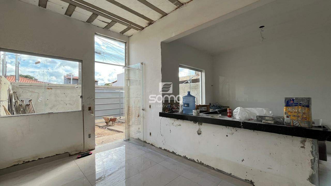 Casa Geminada à venda no VISTA ALEGRE: 