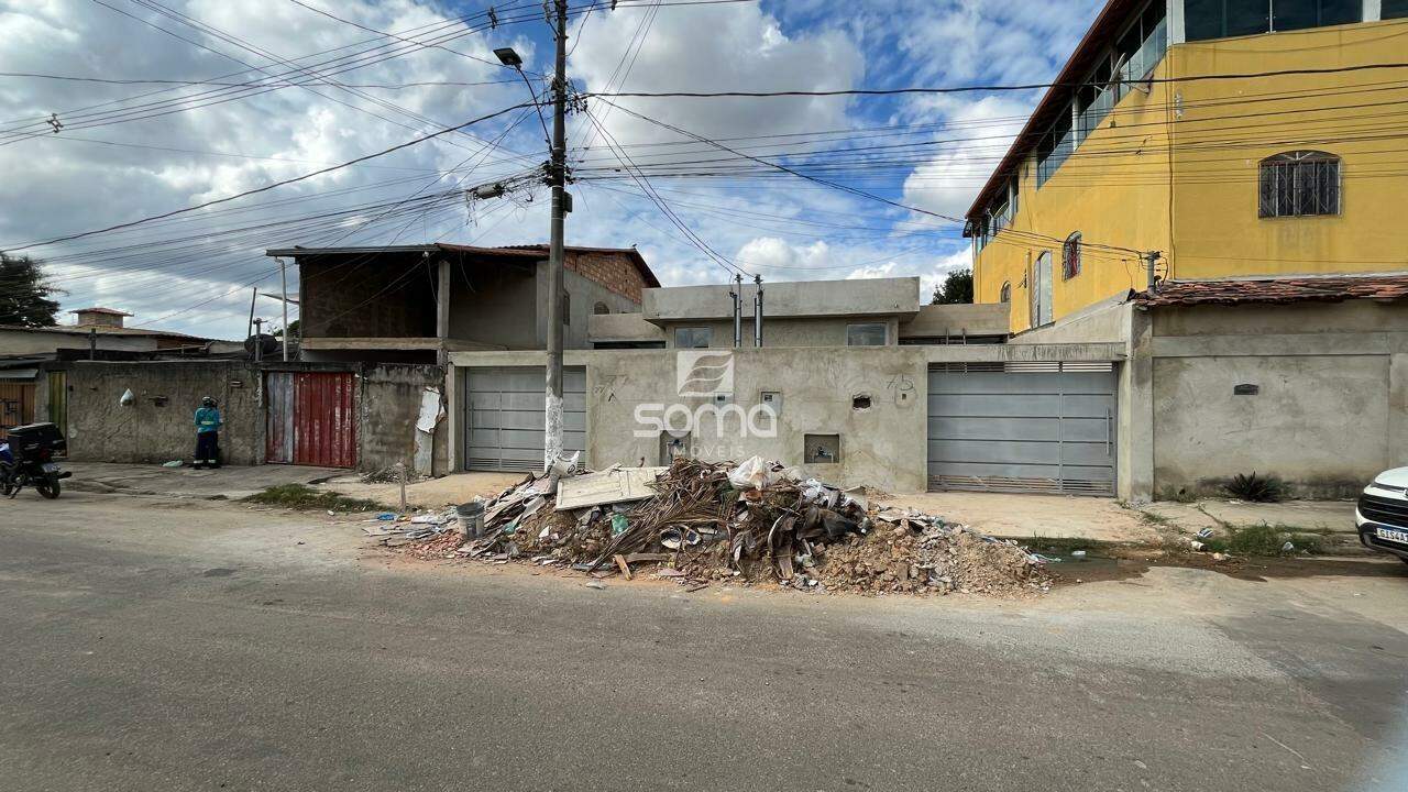 Casa Geminada à venda no VISTA ALEGRE: 