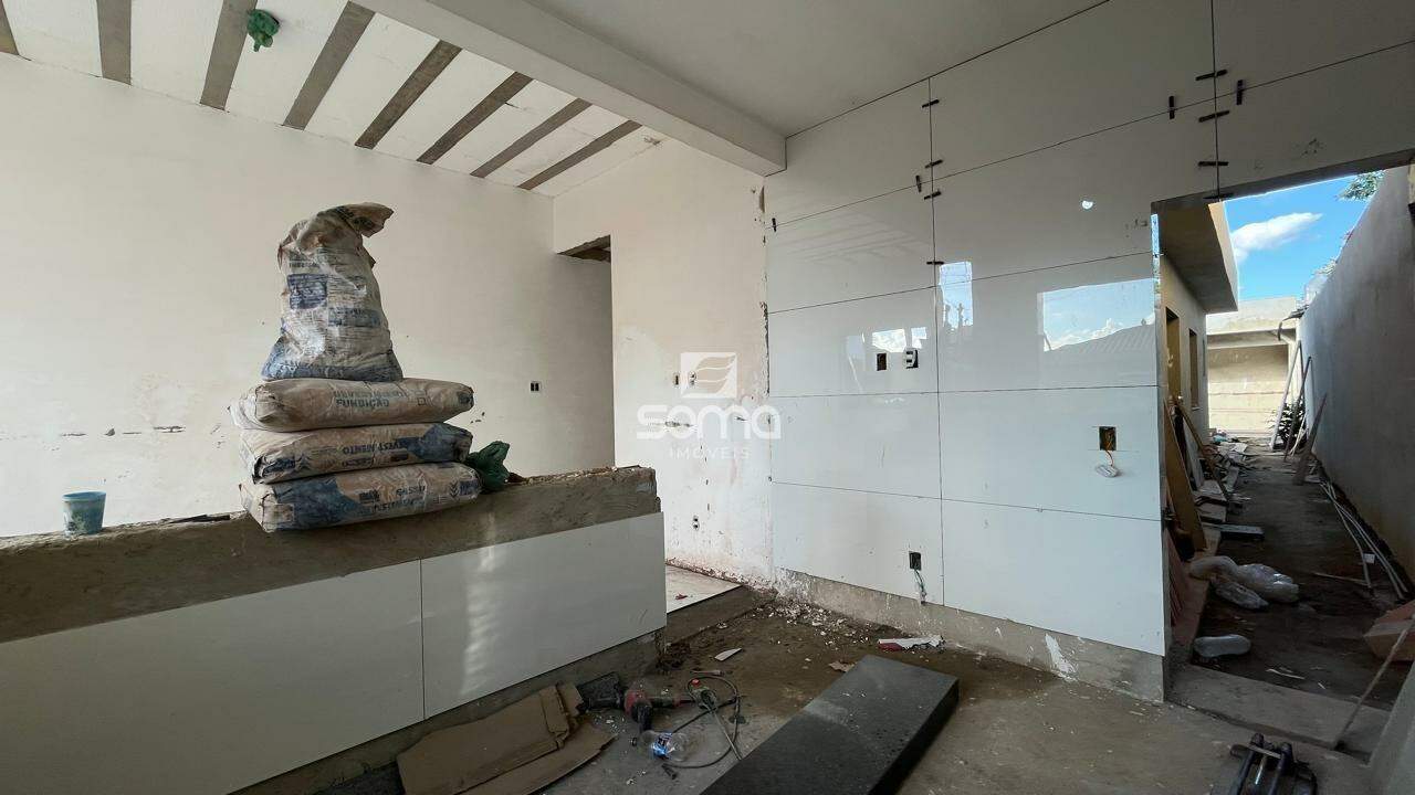 Casa Geminada à venda no VISTA ALEGRE: 