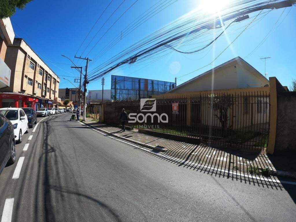 Casa para aluguel no Centro: 