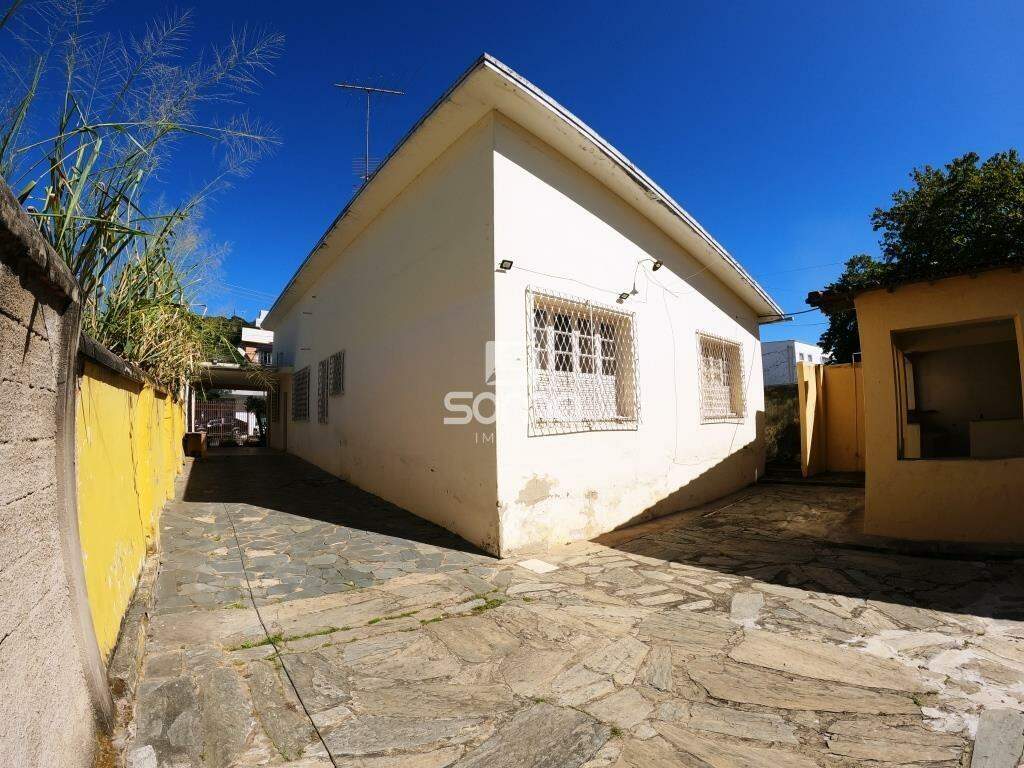 Casa para aluguel no Centro: 