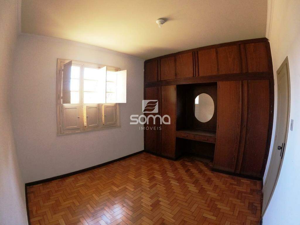 Casa para aluguel no Centro: 