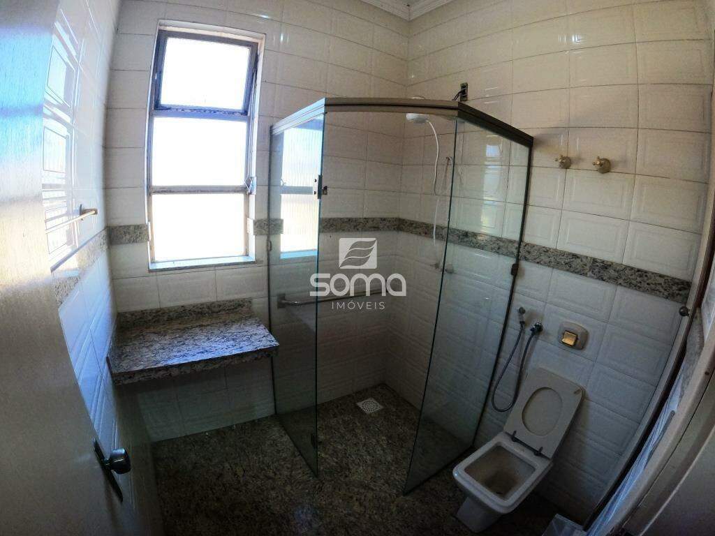 Casa para aluguel no Centro: 
