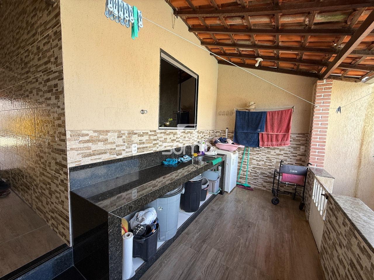 Casa à venda no Vista Alegre: 