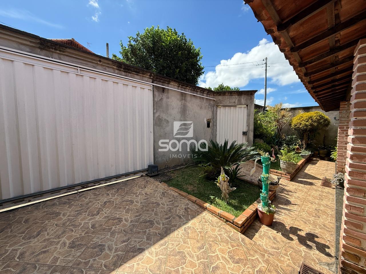 Casa à venda no Vista Alegre: 