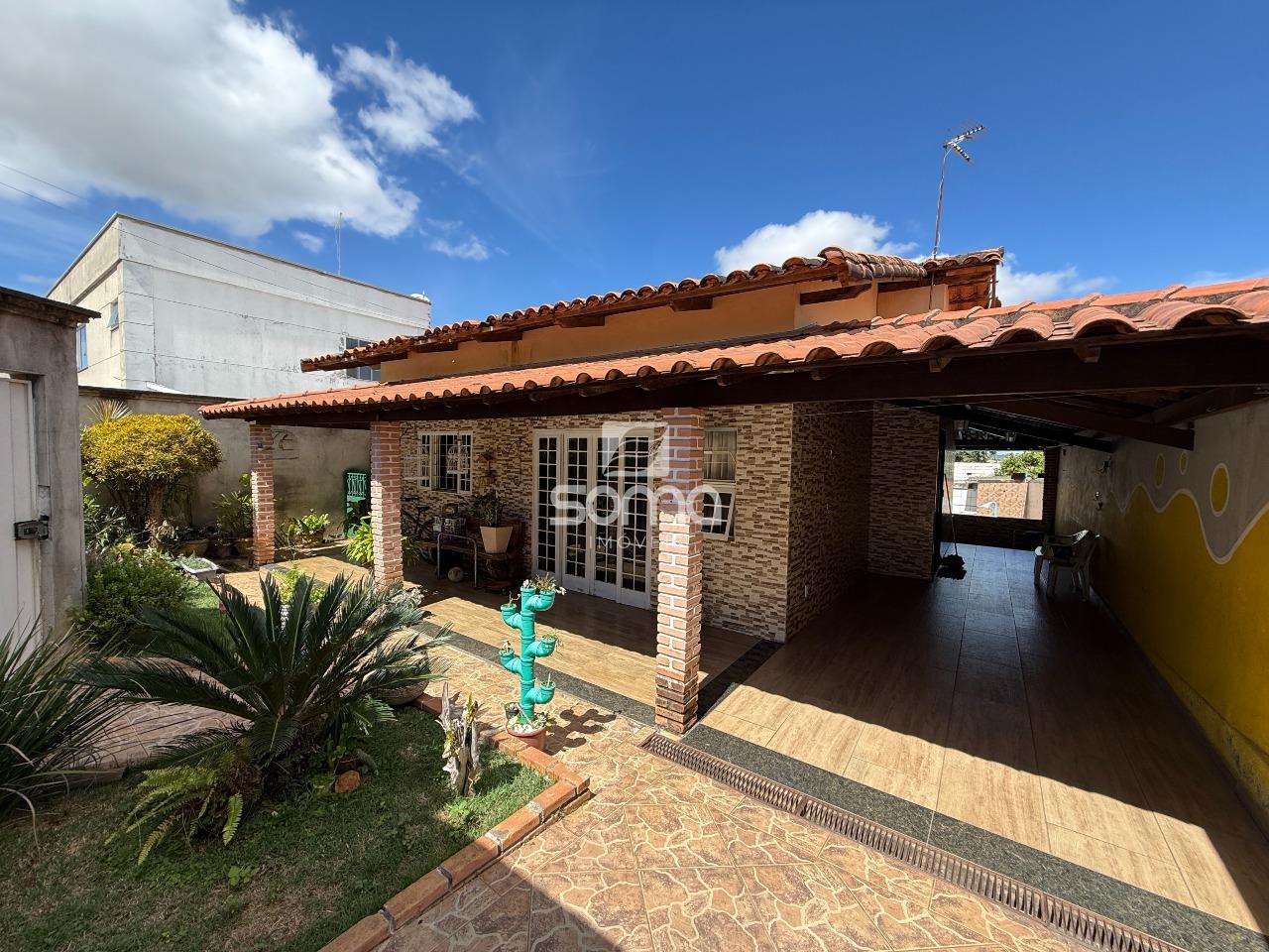 Casa à venda no Vista Alegre: 