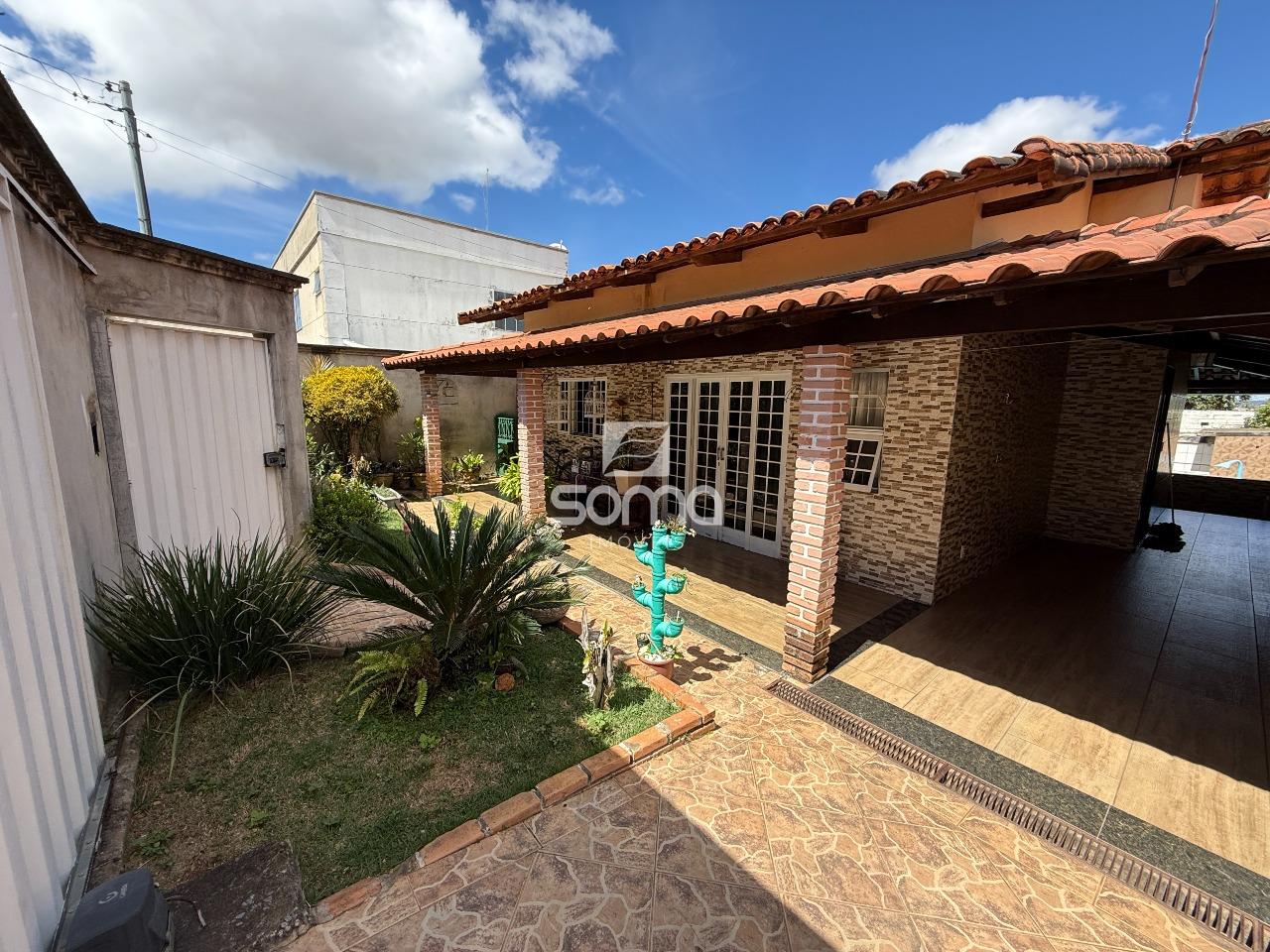 Casa à venda no Vista Alegre: 