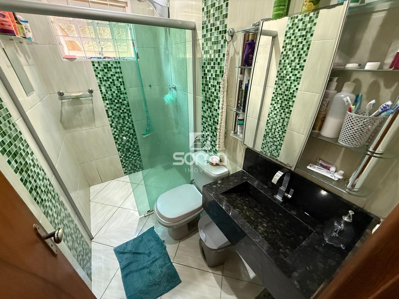 Casa à venda no Vista Alegre: 