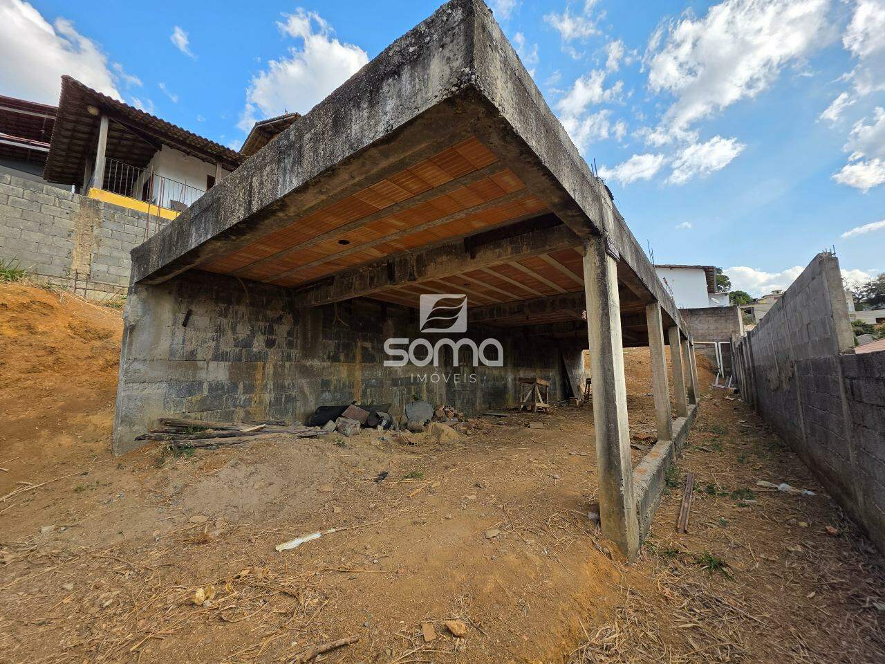 Lote à venda no Maria De Lourdes: 