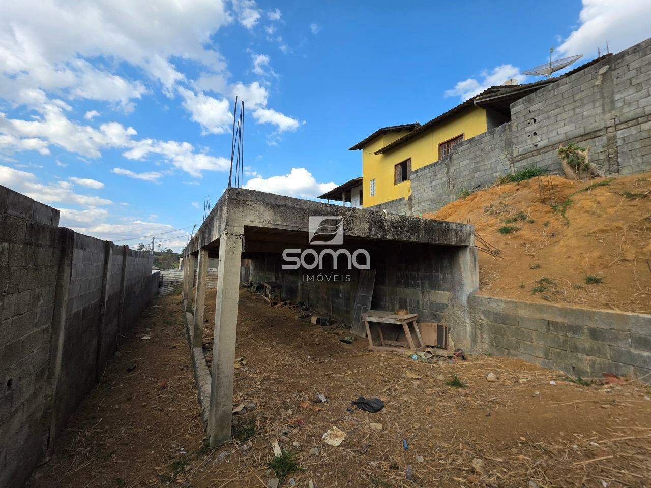 Lote à venda no Maria De Lourdes: 