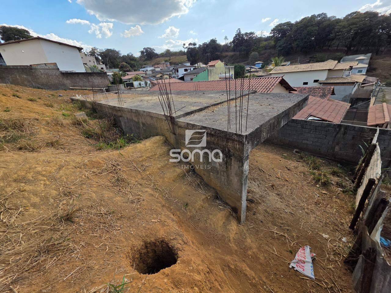 Lote à venda no Maria De Lourdes: 