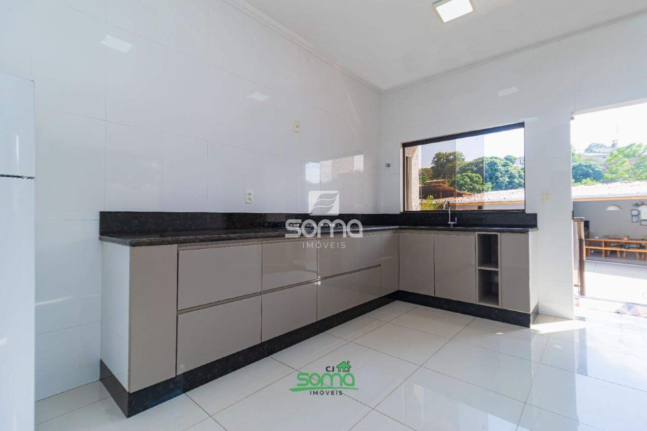 Casa à venda no Cachoeira: 