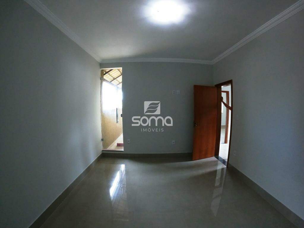 Casa para aluguel no Dom Pedro I: 