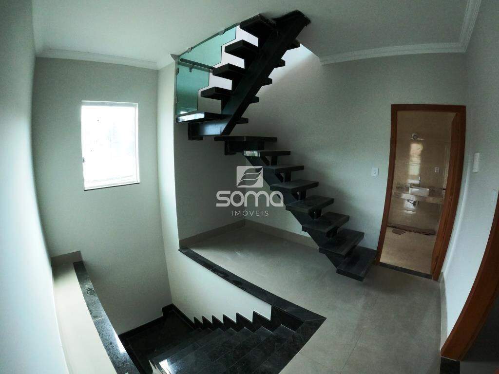 Casa para aluguel no Dom Pedro I: 