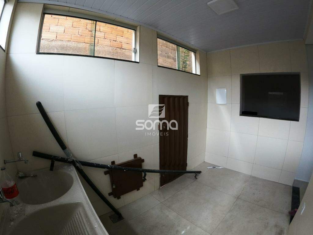 Casa para aluguel no Dom Pedro I: 