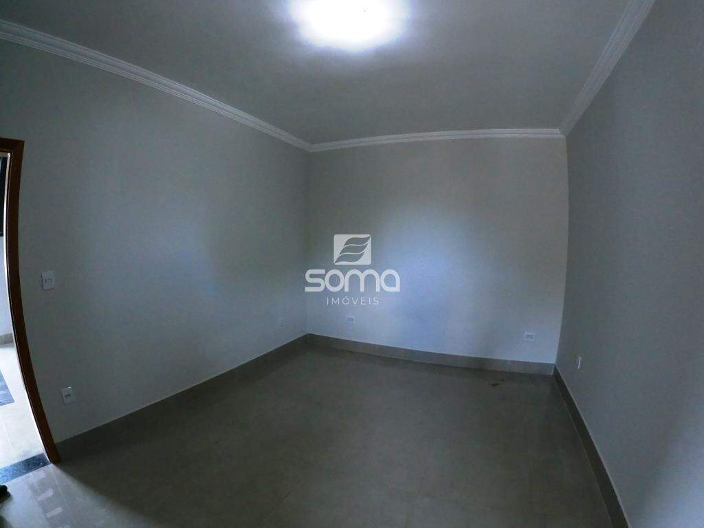 Casa para aluguel no Dom Pedro I: 