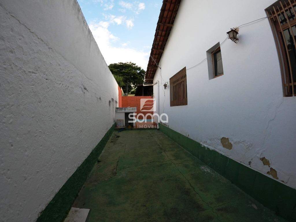 Casa à venda no Parque Jardim Itaú: 