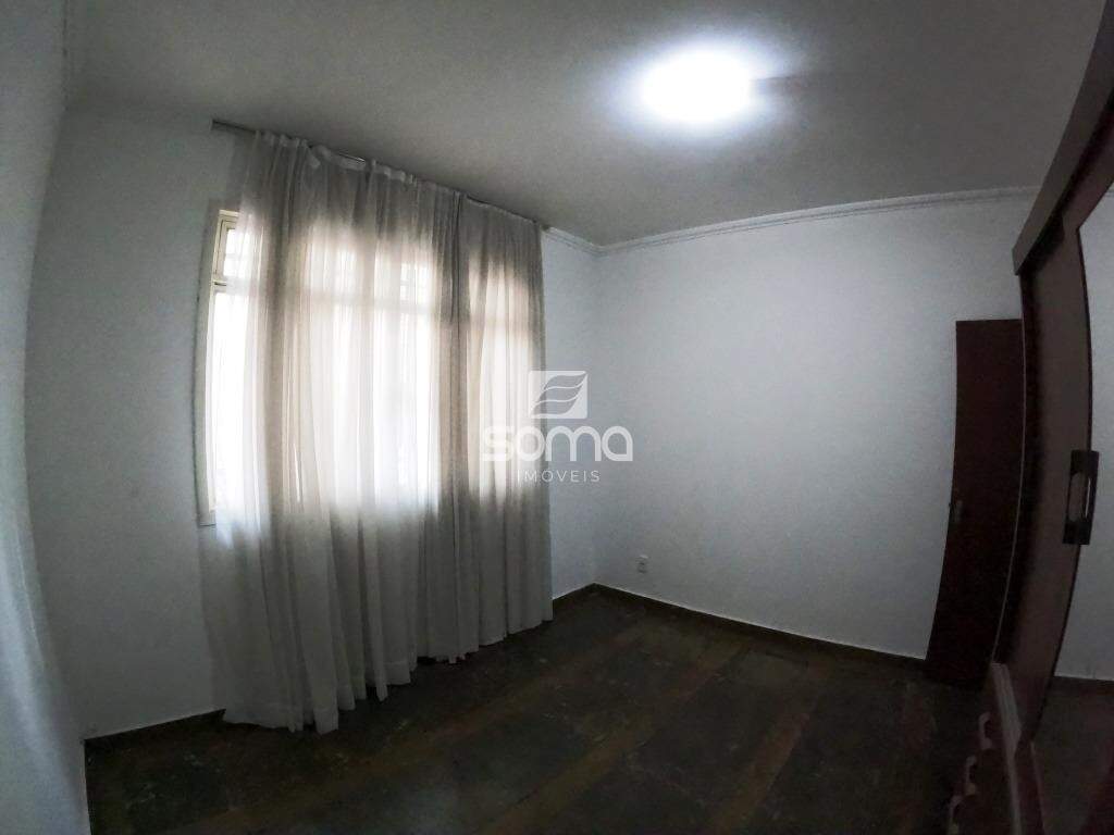 Casa à venda no Parque Jardim Itaú: 