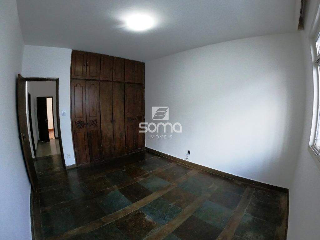 Casa à venda no Parque Jardim Itaú: 
