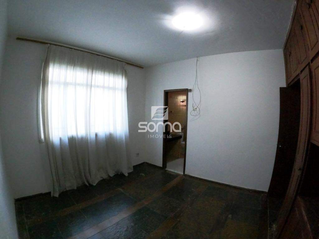 Casa à venda no Parque Jardim Itaú: 
