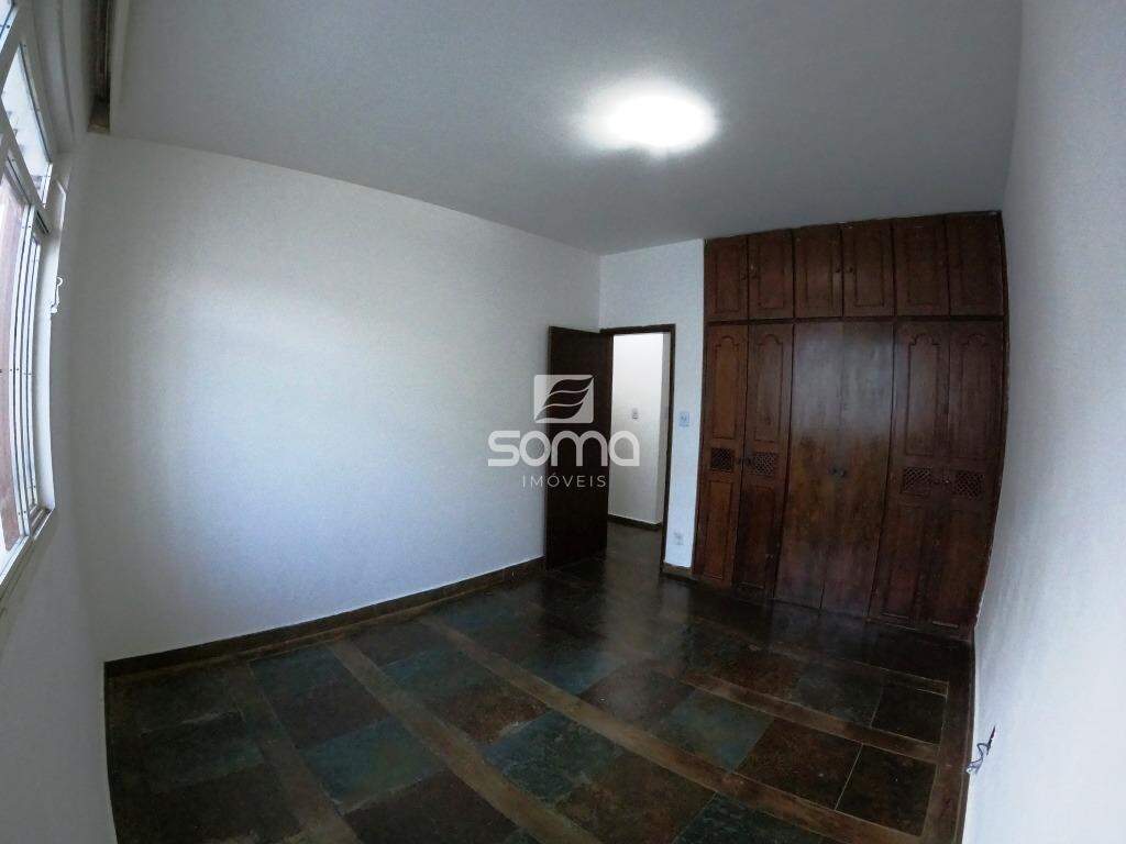 Casa à venda no Parque Jardim Itaú: 