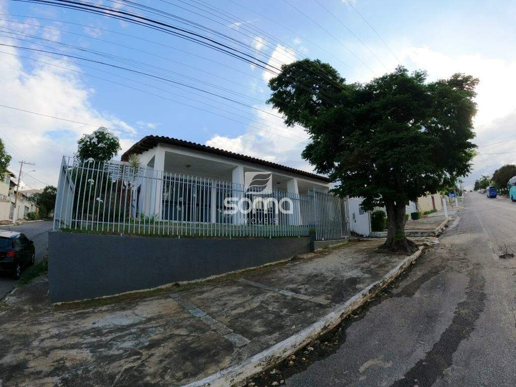 Casa à venda no Parque Jardim Itaú: 