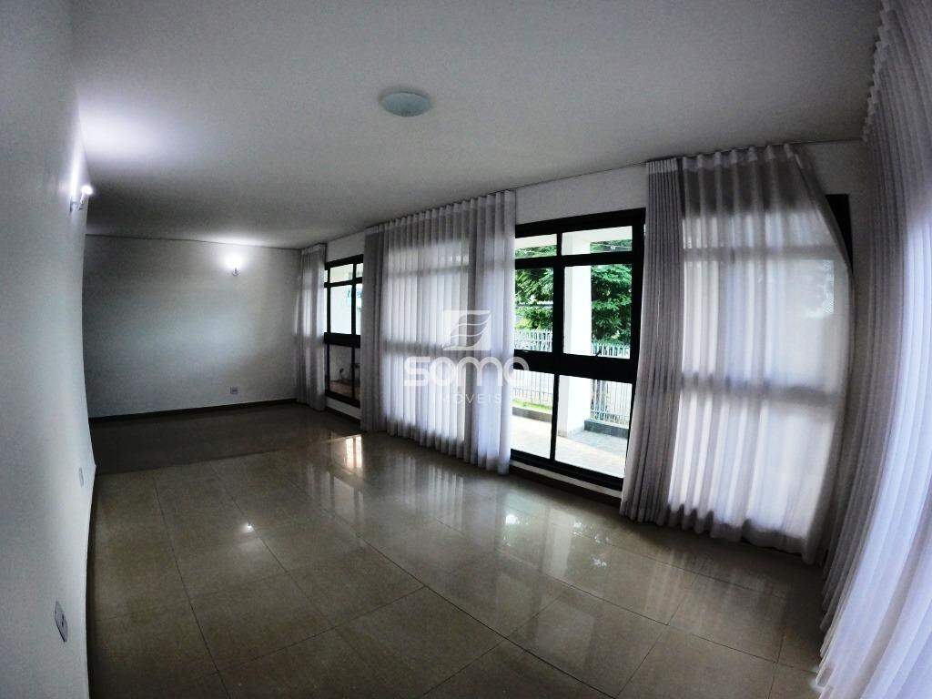 Casa à venda no Parque Jardim Itaú: 