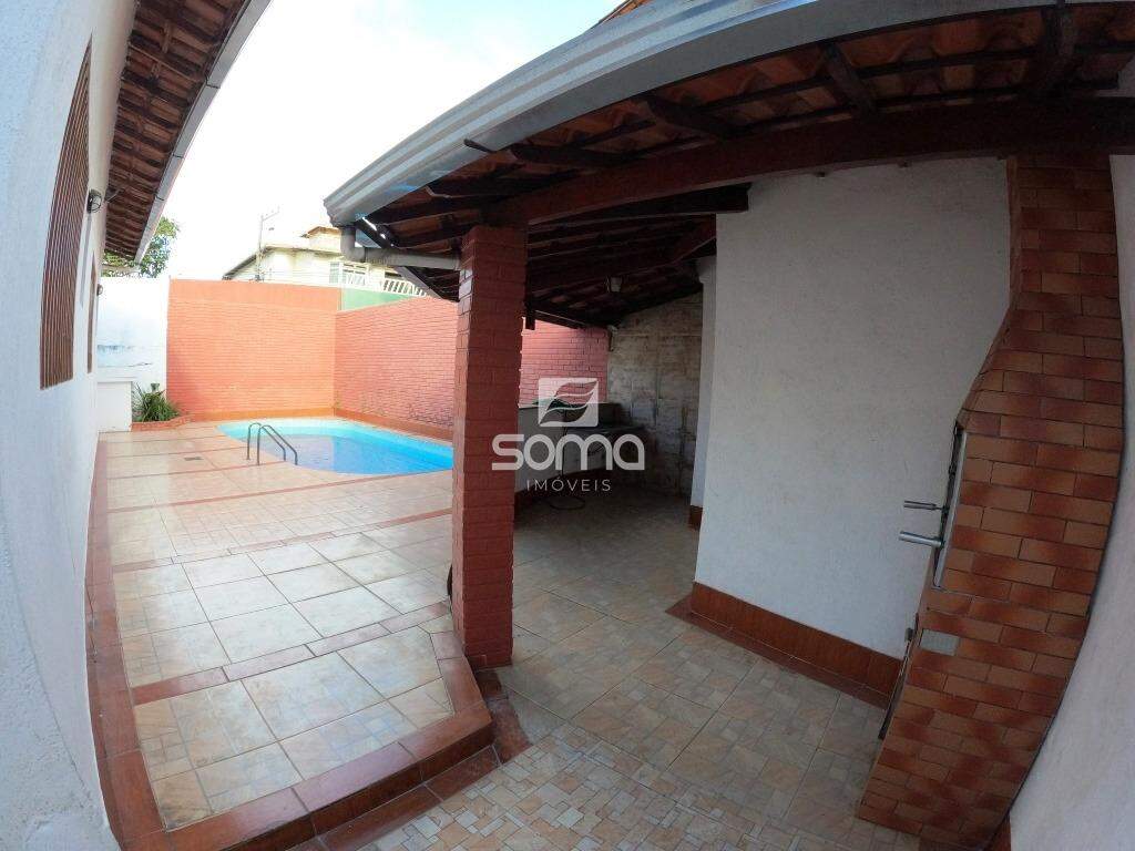 Casa à venda no Parque Jardim Itaú: 