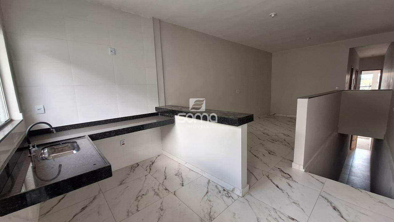 Casa Geminada à venda no Jardim Encantado: