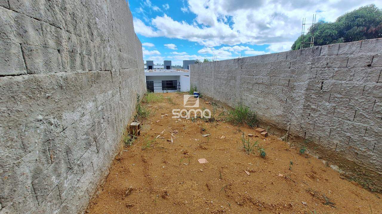 Casa Geminada à venda no Jardim Encantado: