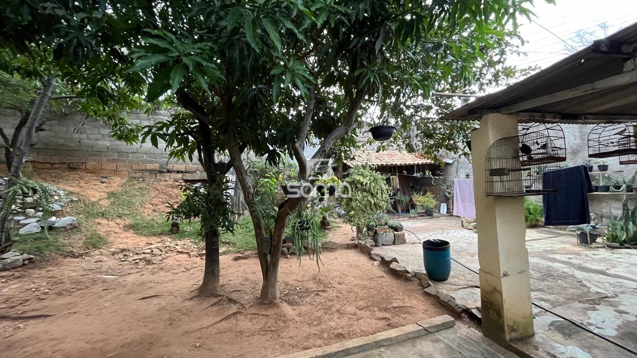 Casa à venda no Célvia: 