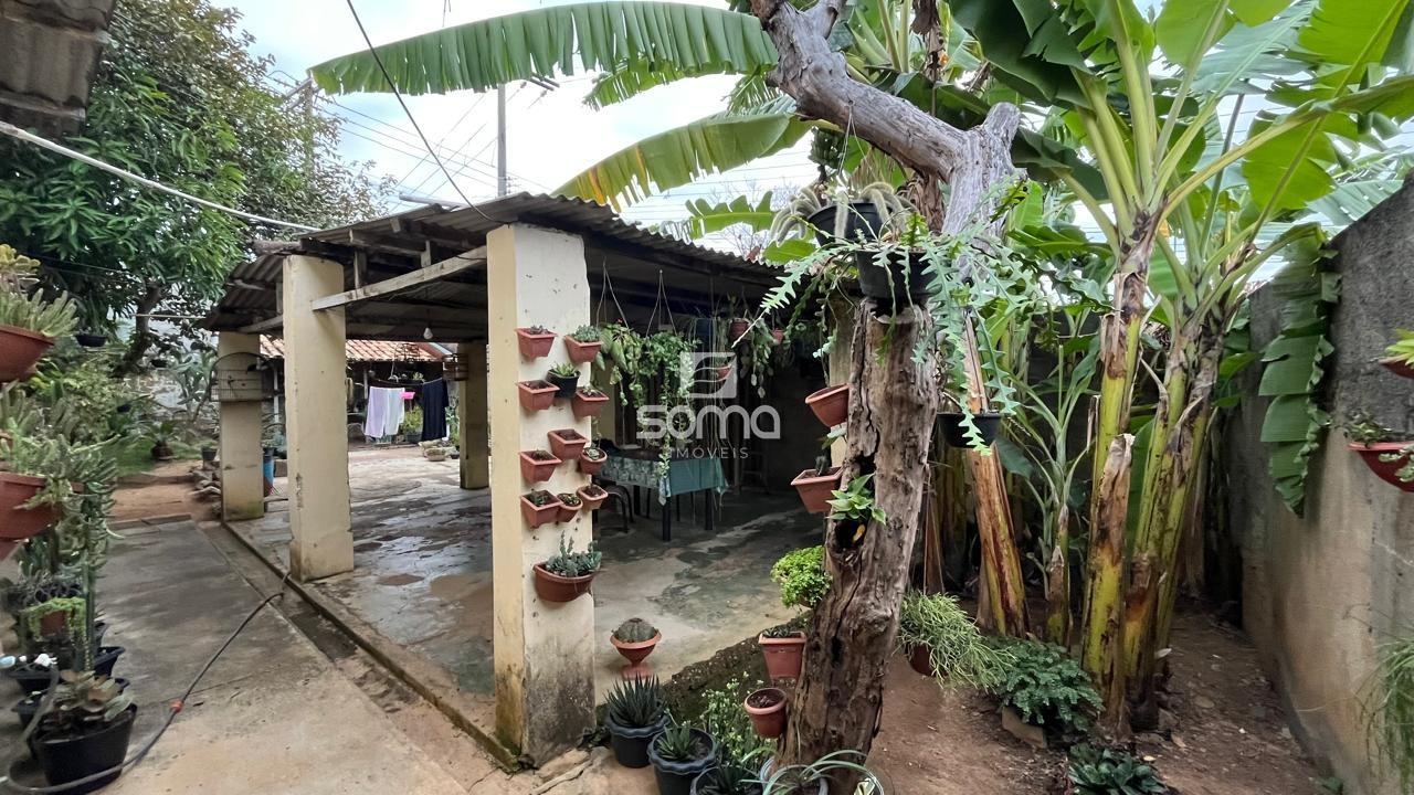 Casa à venda no Célvia: 