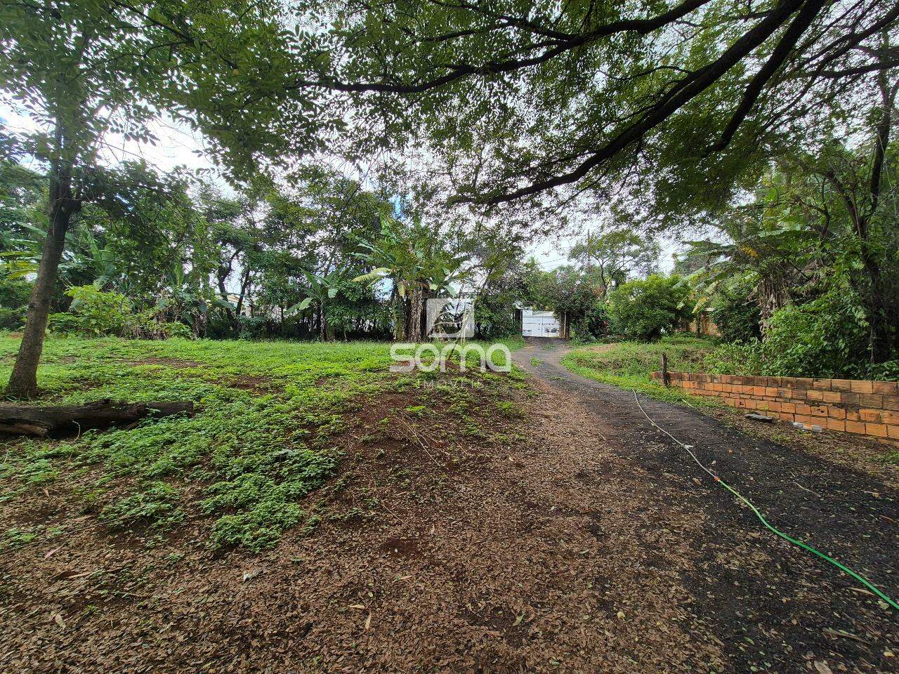 Terreno / Área à venda no Jardim Encantado: 