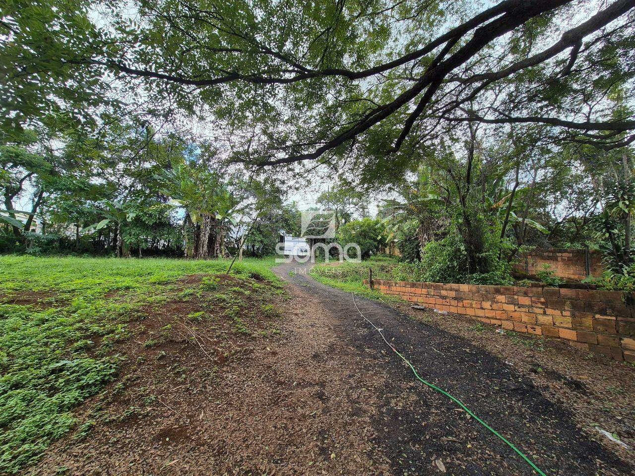 Terreno / Área à venda no Jardim Encantado: 
