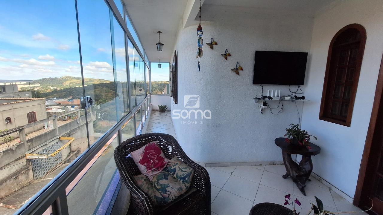 Casa à venda no Santa Maria: 