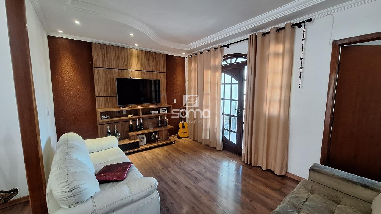 Casa à venda no Santa Maria: 