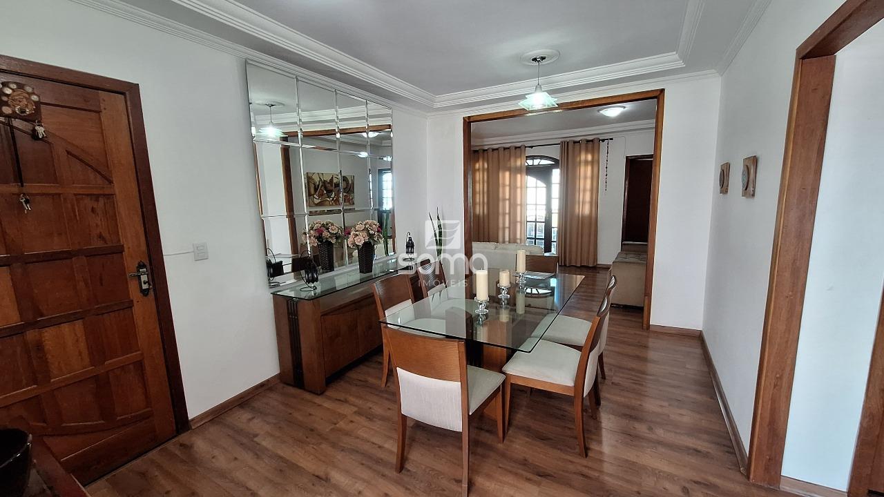 Casa à venda no Santa Maria: 