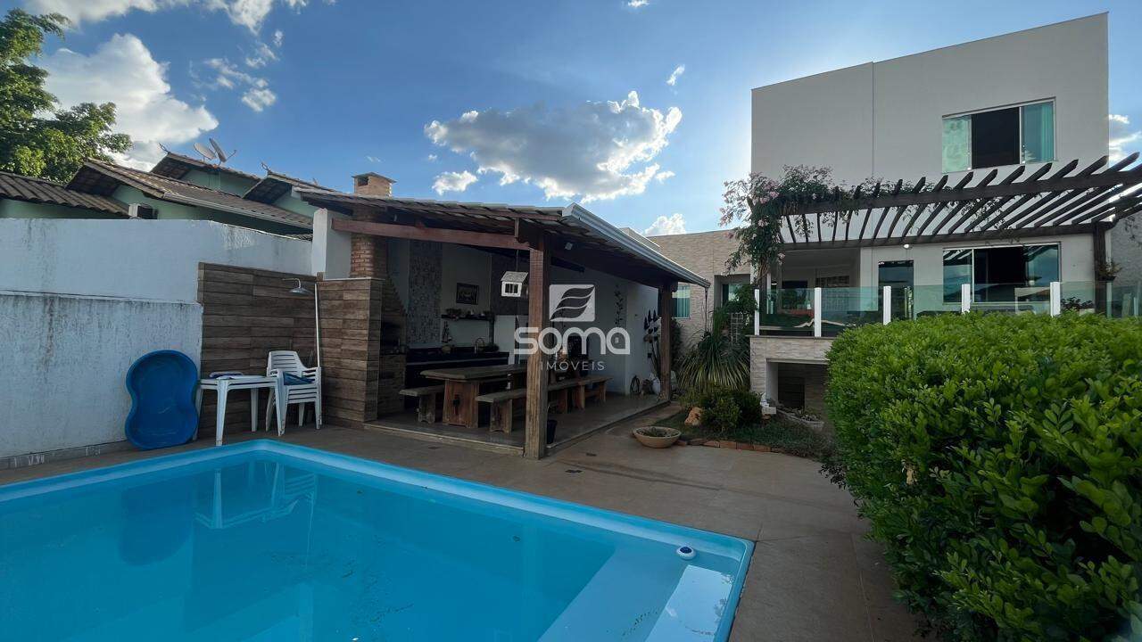 Casa à venda no Jardim Itau: 