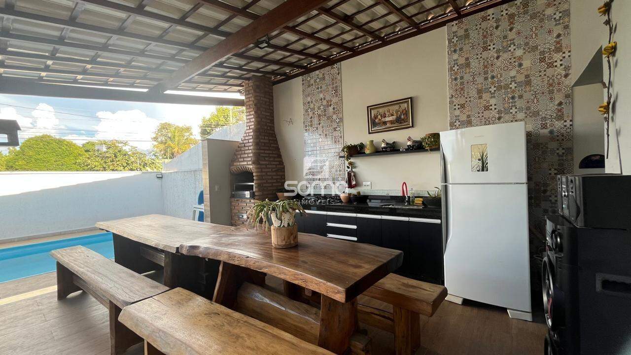 Casa à venda no Jardim Itau: 