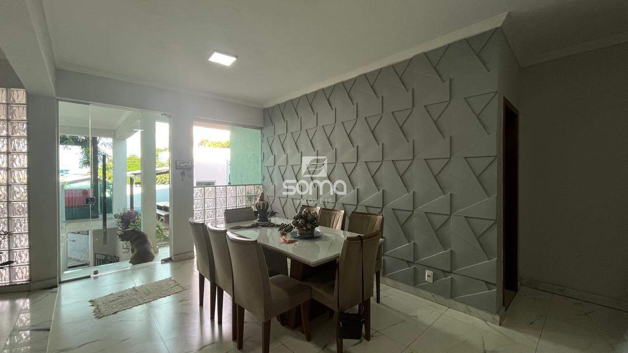 Casa à venda no Jardim Itau: 