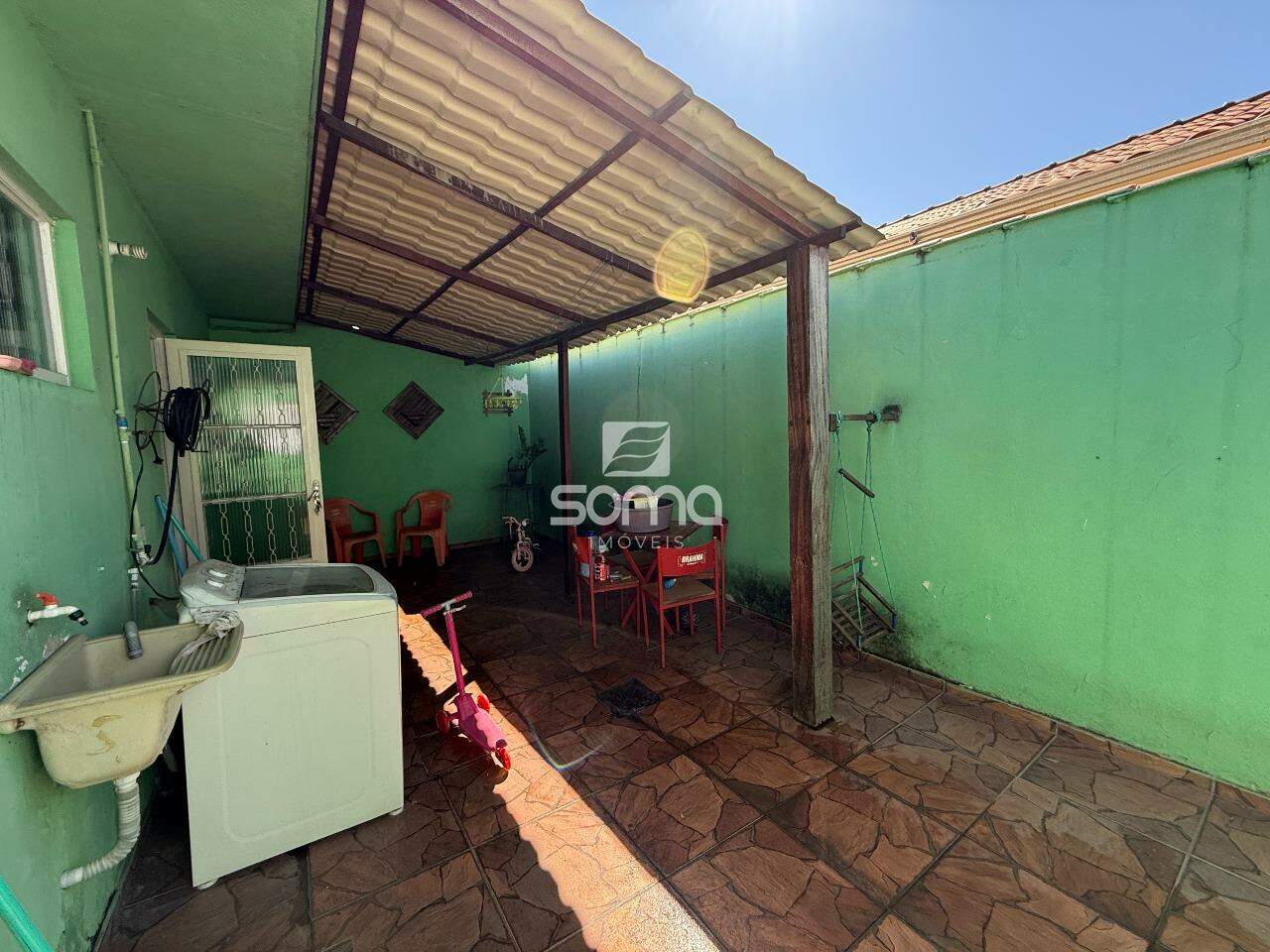 Casa Geminada à venda no Célvia: