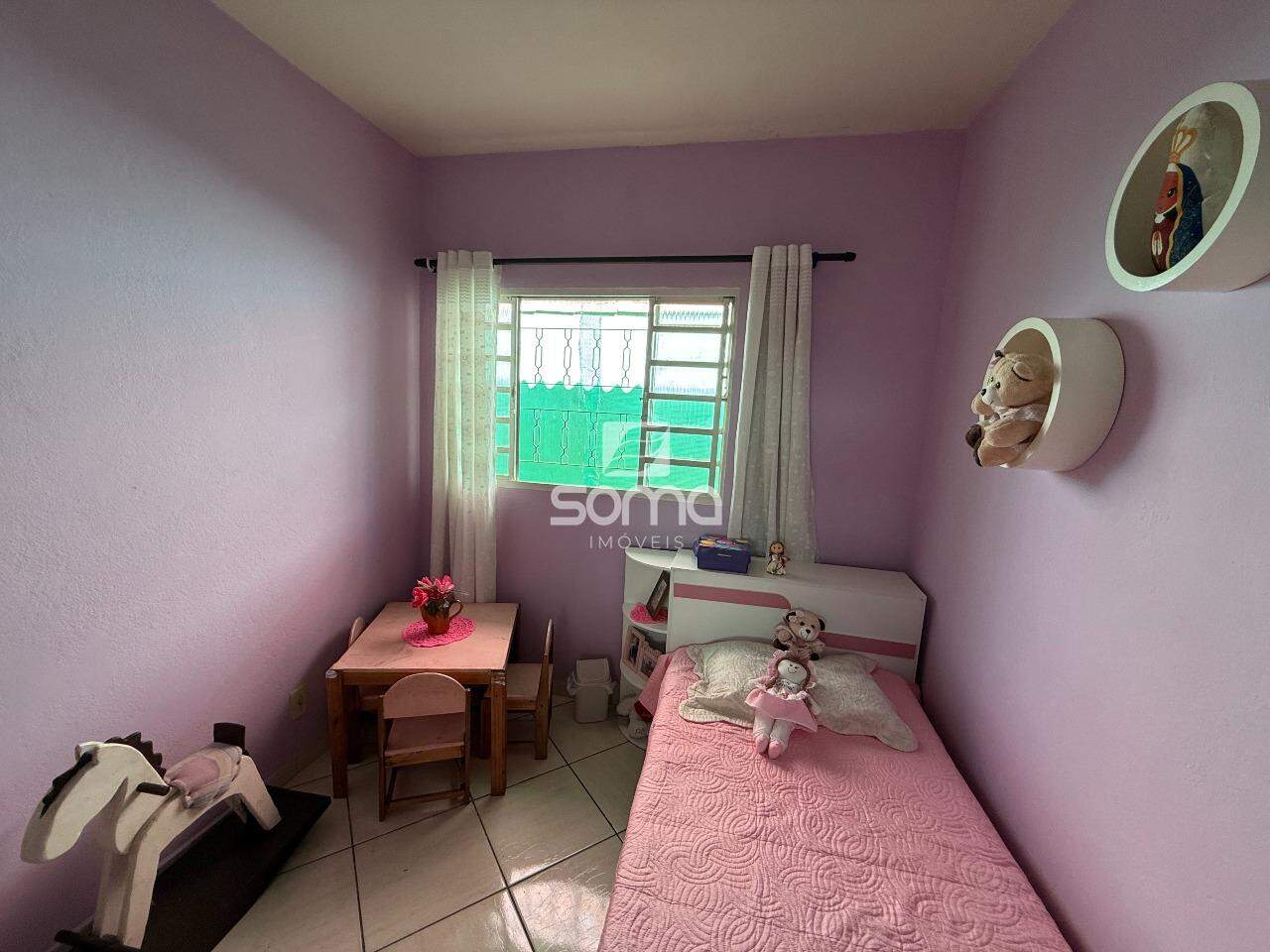 Casa Geminada à venda no Célvia: