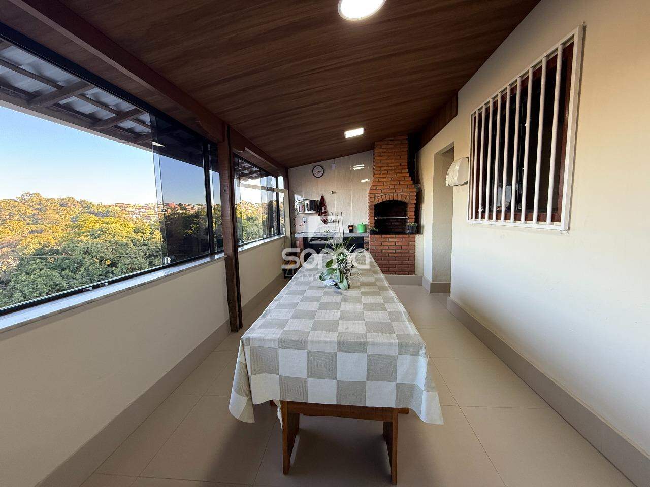 Casa à venda no Jardim Encantado: 