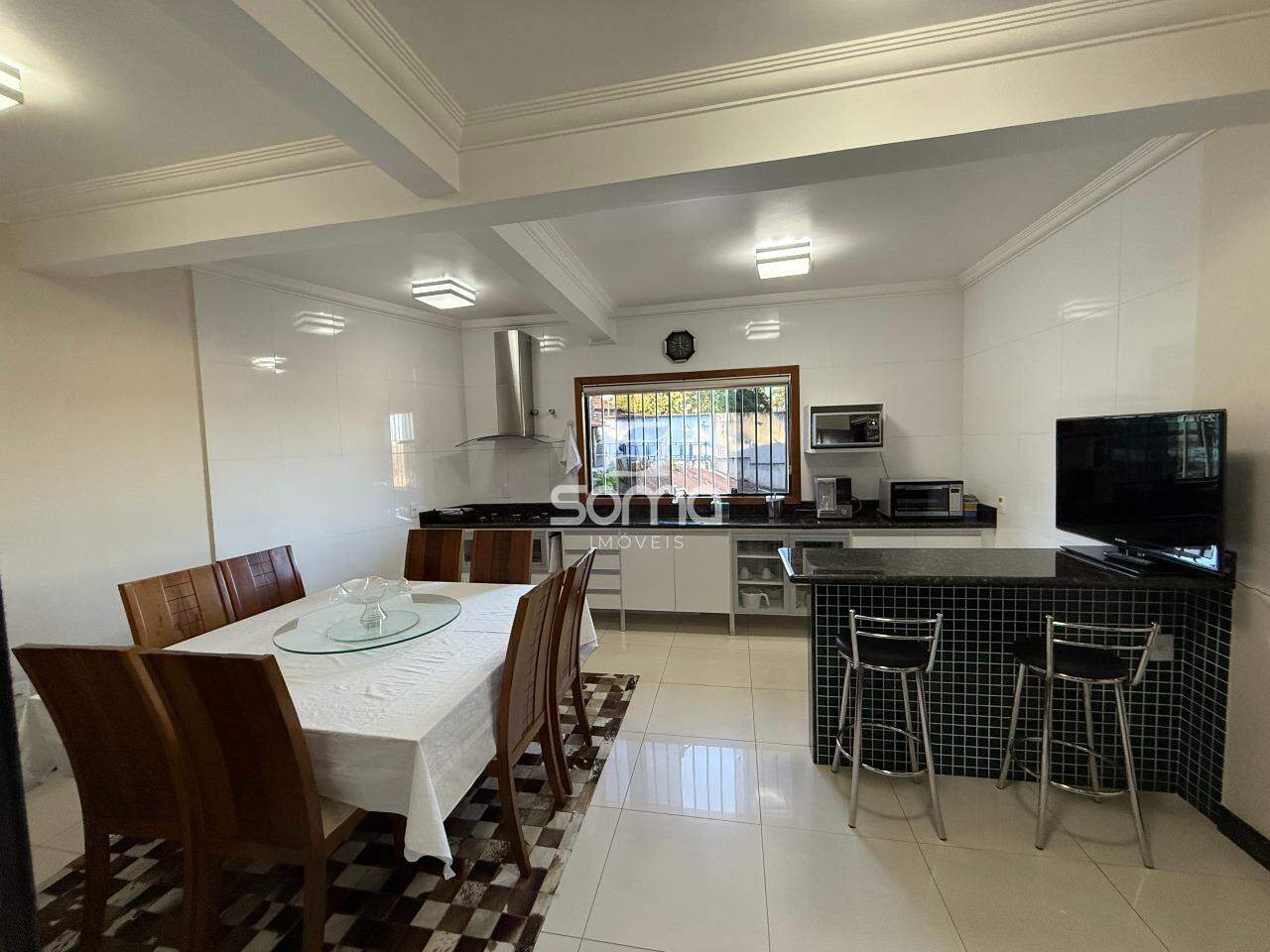 Casa à venda no Jardim Encantado: 