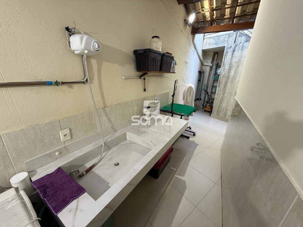 Casa à venda no Jardim Encantado: 