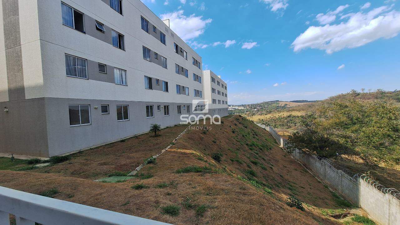 Apartamento à venda no Serra Dourada: